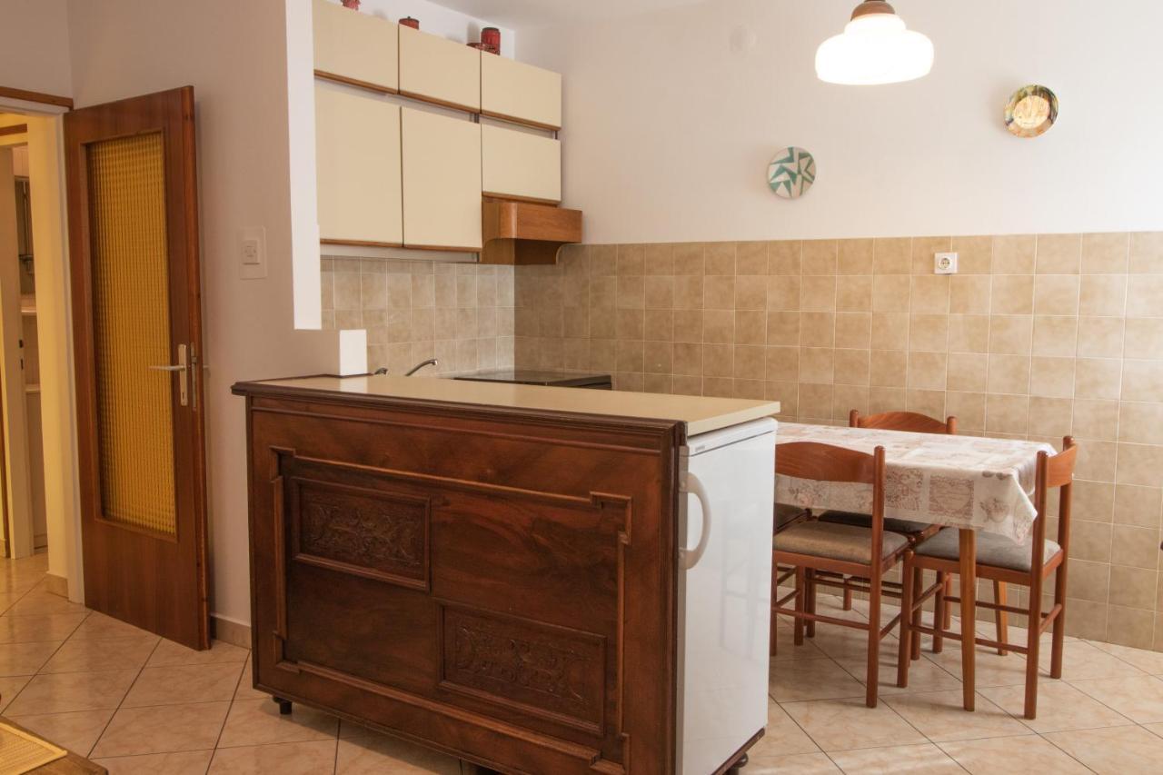 Apartment Mario With Terrace And Sea View Baska  Exterior photo